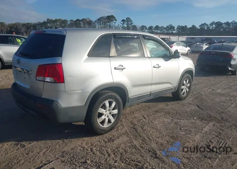 2011 Kia Sorento Lx z USA, uszkodzony, nr VIN 5XYKT3A14BG021682